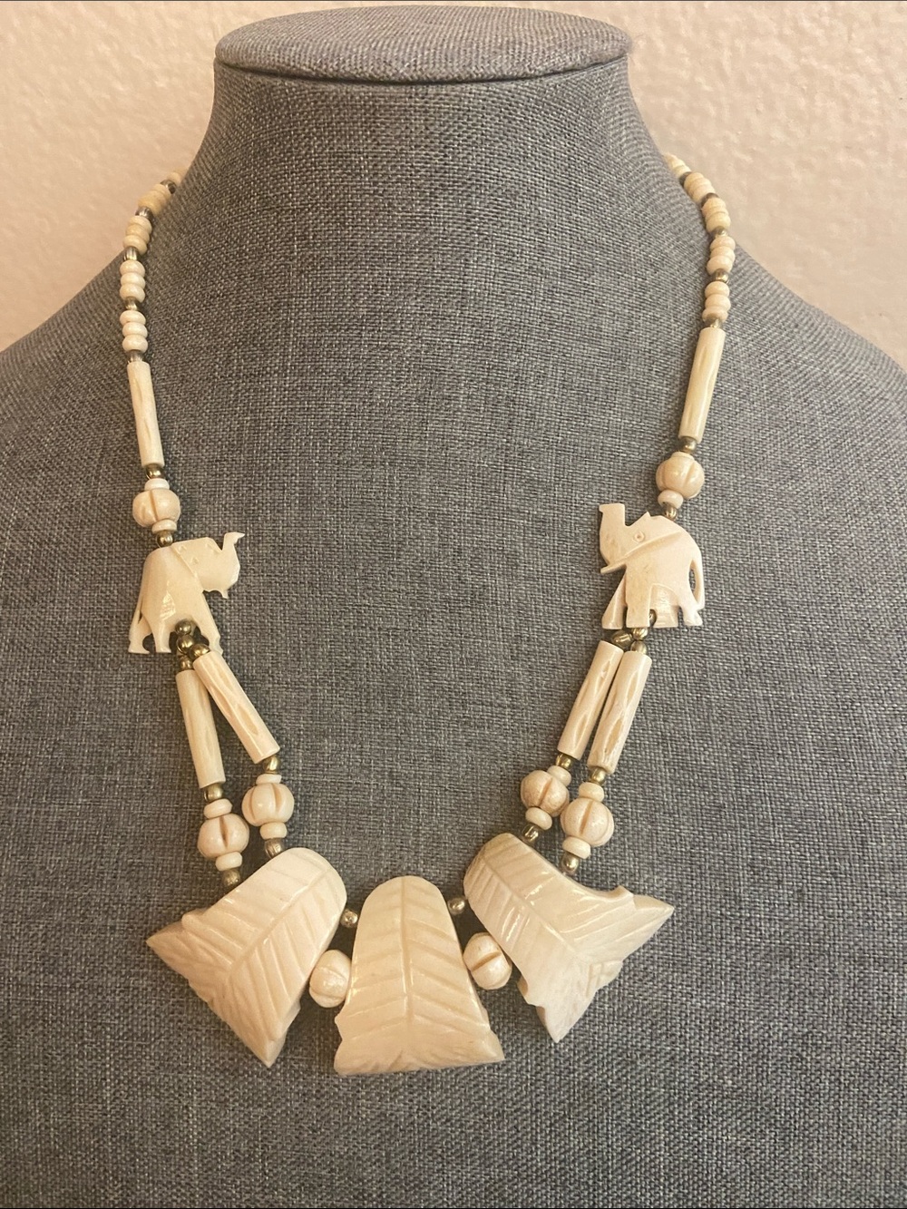 Vintage 70s Trunks up Elephant Carved Bone Necklace
